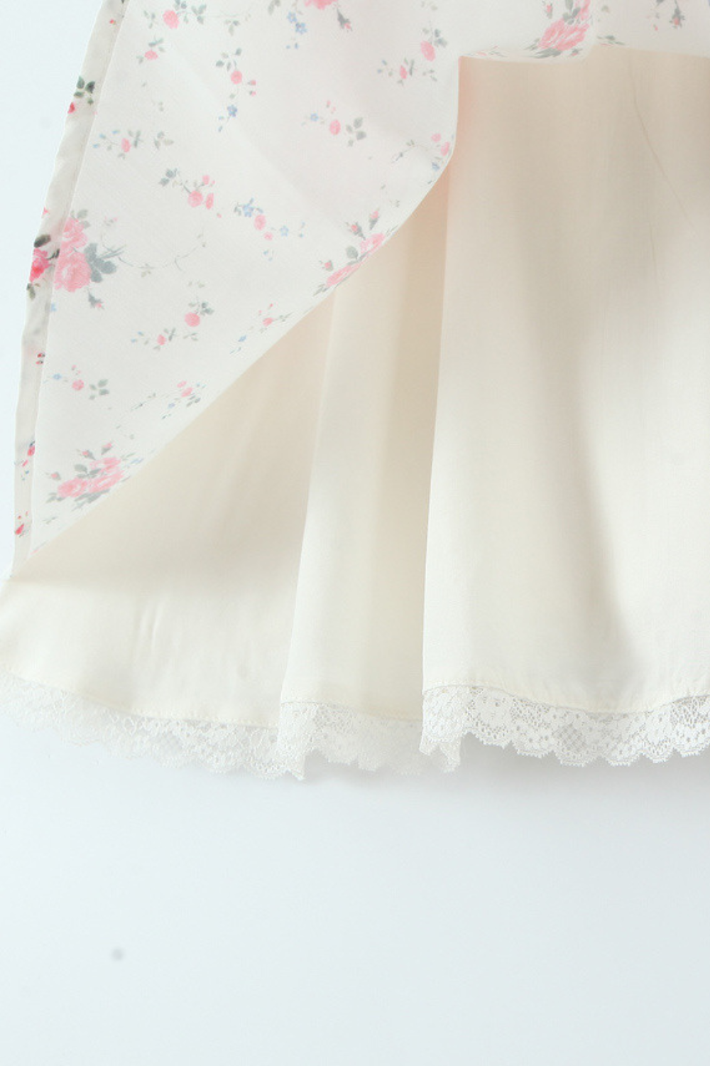 Vestido Curto Lovely