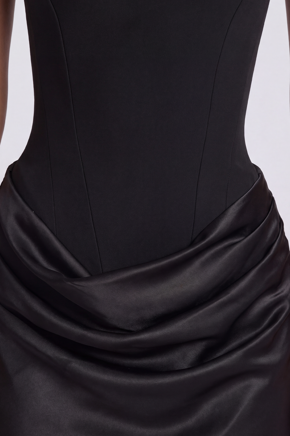 Vestido Curto Modelador Amy