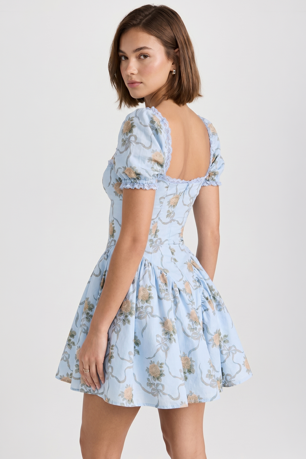 Vestido Curto Pérola